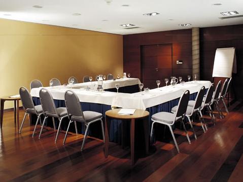 Nh Columbia 4* Montevideo