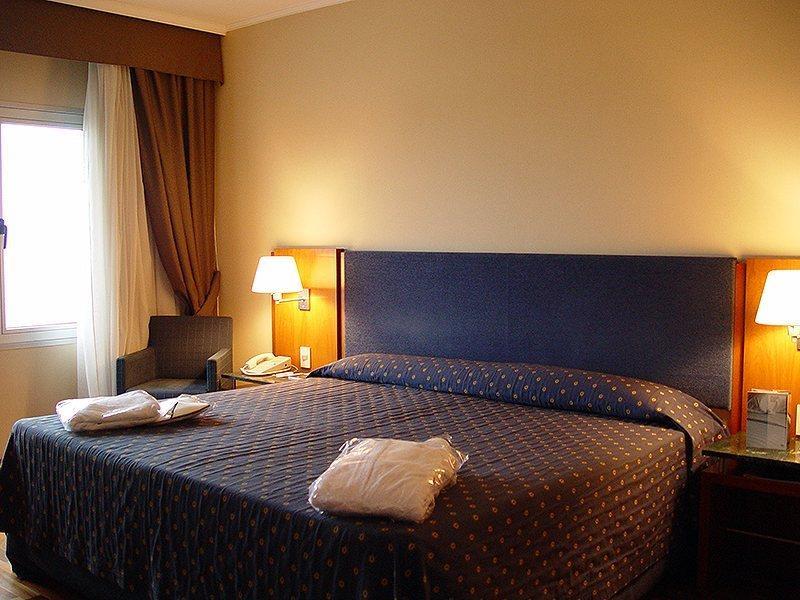Hotel Nh Columbia Montevidéu